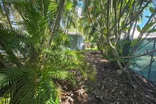 324 Golden Sands Dr, Sarasota, FL 34232 - Photo 19
