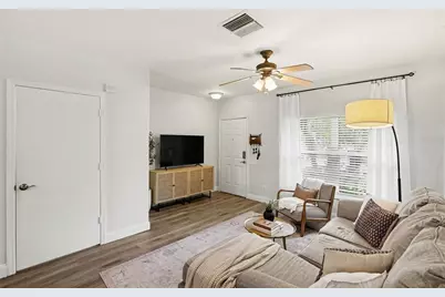 6137 Bayside Key Drive, Tampa, FL 33615 - Photo 9