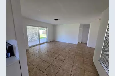 3119 60th Street N, Saint Petersburg, FL 33710 - Photo 5