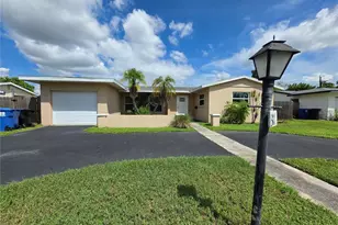3119 60th St N, Saint Petersburg, FL 33710 - Photo 1