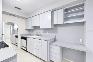 1026 W Rambla St, Tampa, FL 33612 - Photo 7