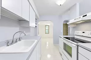 1026 W Rambla St, Tampa, FL 33612 - Photo 27
