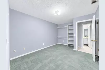 1026 W Rambla Street, Tampa, FL 33612 - Photo 17