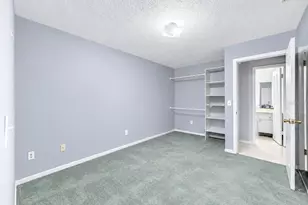 1026 W Rambla St, Tampa, FL 33612 - Photo 17