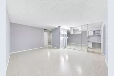1026 W Rambla Street, Tampa, FL 33612 - Photo 5
