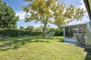 8302 Lopez Dr, Tampa, FL 33615 - Photo 9