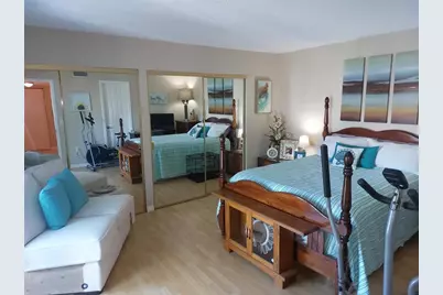 9446 Tradewinds Avenue, Seminole, FL 33776 - Photo 23