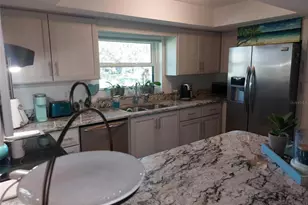 9446 Tradewinds Ave, Seminole, FL 33776 - Photo 15