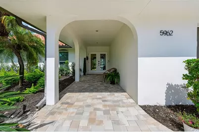 5962 Leeland Street S, Saint Petersburg, FL 33715 - Photo 25