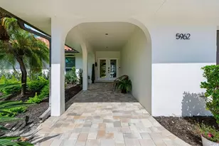 5962 Leeland St S, Saint Petersburg, FL 33715 - Photo 25