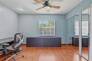6742 35th Ave N, Saint Petersburg, FL 33710 - Photo 17