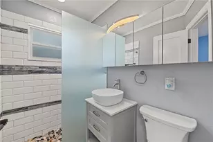 6742 35th Ave N, Saint Petersburg, FL 33710 - Photo 13