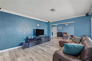 6742 35th Ave N, Saint Petersburg, FL 33710 - Photo 5