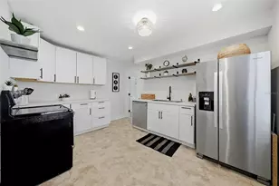 4105 18th Ave S, Saint Petersburg, FL 33711 - Photo 9