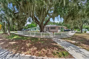 703 Interlachen Pkwy, Lakeland, FL 33801 - Photo 5