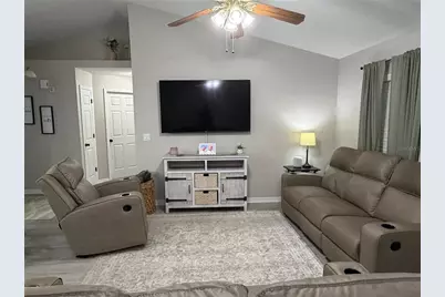 10106 Dusty Hill Loop, Dade City, FL 33525 - Photo 13
