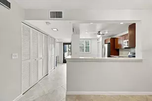 411 Palm Tree Dr, Bradenton, FL 34210 - Photo 3