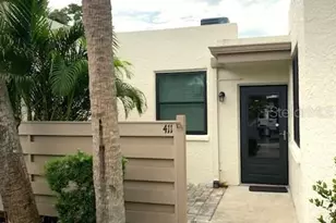 411 Palm Tree Dr, Bradenton, FL 34210 - Photo 1