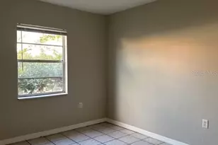 9027 Westchester Cir, Tampa, FL 33604 - Photo 9
