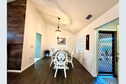 3606 57th Avenue Drive W, Bradenton, FL 34210 - Photo 3