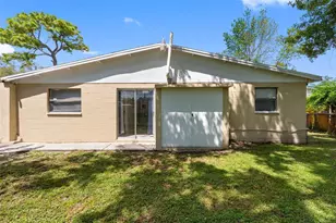 2405 E Annie St, Tampa, FL 33612 - Photo 5