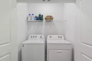 16630 Grotto Steam Pl, Wimauma, FL 33598 - Photo 25