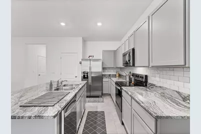 16630 Grotto Steam Place, Wimauma, FL 33598 - Photo 15