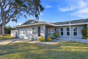 13945 106th Ave, Largo, FL 33774 - Photo 1