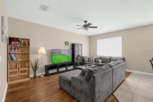10144 Arbor Run Dr, Tampa, FL 33647 - Photo 15