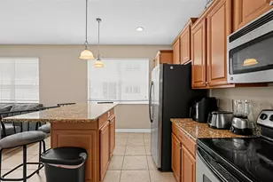10144 Arbor Run Dr, Tampa, FL 33647 - Photo 19