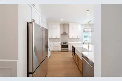 1200 13th Street N, Saint Petersburg, FL 33705 - Photo 3