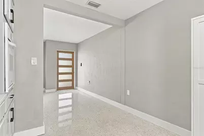 2002 1st Street S, Saint Petersburg, FL 33705 - Photo 21