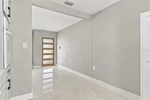 2002 1st St S, Saint Petersburg, FL 33705 - Photo 21