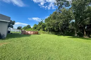 6019 E 60th Pl, Palmetto, FL 34221 - Photo 11
