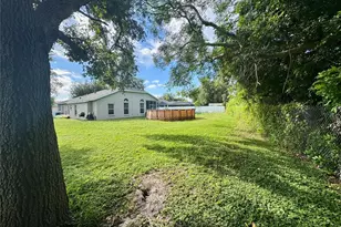 6019 E 60th Pl, Palmetto, FL 34221 - Photo 9