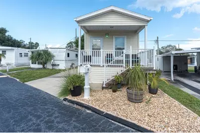 7801 34th Avenue N #18, Saint Petersburg, FL 33710 - Photo 1