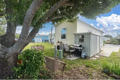 7801 34th Avenue N #18, Saint Petersburg, FL 33710 - Photo 21