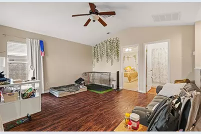 7906 Abbey Mist Cove, Tampa, FL 33619 - Photo 15