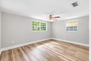 4018 Cashmere Dr, New Port Richey, FL 34652 - Photo 11