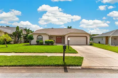 10707 Fallen Leaf Lane, Port Richey, FL 34668 - Photo 3