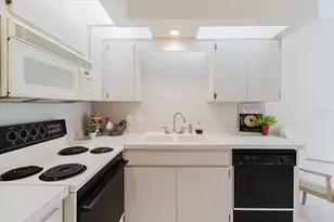 2209 Utopian Dr E, Clearwater, FL 33763 - Photo 11