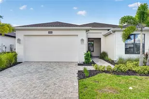 5888 Windbreak Ct, Apollo Beach, FL 33572 - Photo 1