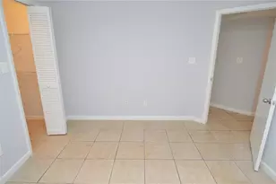 8638 Fancy Finch Dr, Tampa, FL 33614 - Photo 31