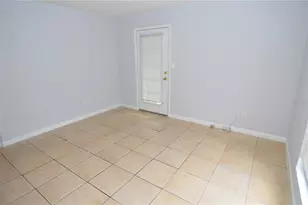 8638 Fancy Finch Dr, Tampa, FL 33614 - Photo 13