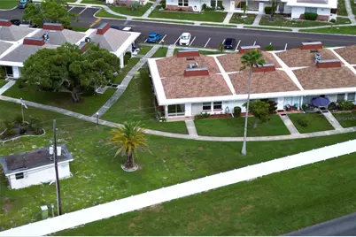 4337 Tahitian Gardens Circle #E, Holiday, FL 34691 - Photo 5