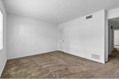 43 Country Club Drive, Largo, FL 33771 - Photo 21