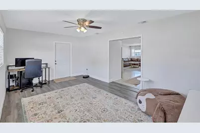 3672 Searobin Drive SE, Saint Petersburg, FL 33705 - Photo 17