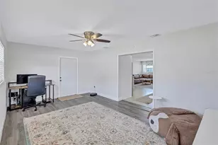 3672 Searobin Dr SE, Saint Petersburg, FL 33705 - Photo 17