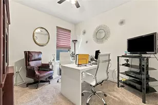 944 Old Windsor Way, Spring Hill, FL 34609 - Photo 17