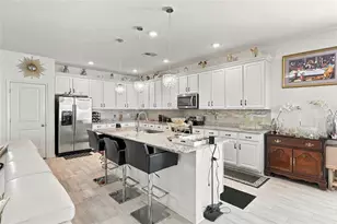 944 Old Windsor Way, Spring Hill, FL 34609 - Photo 3